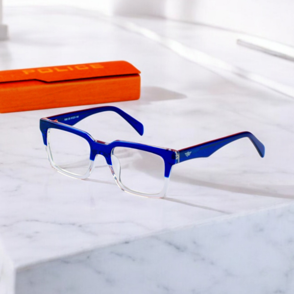 Eyeglass