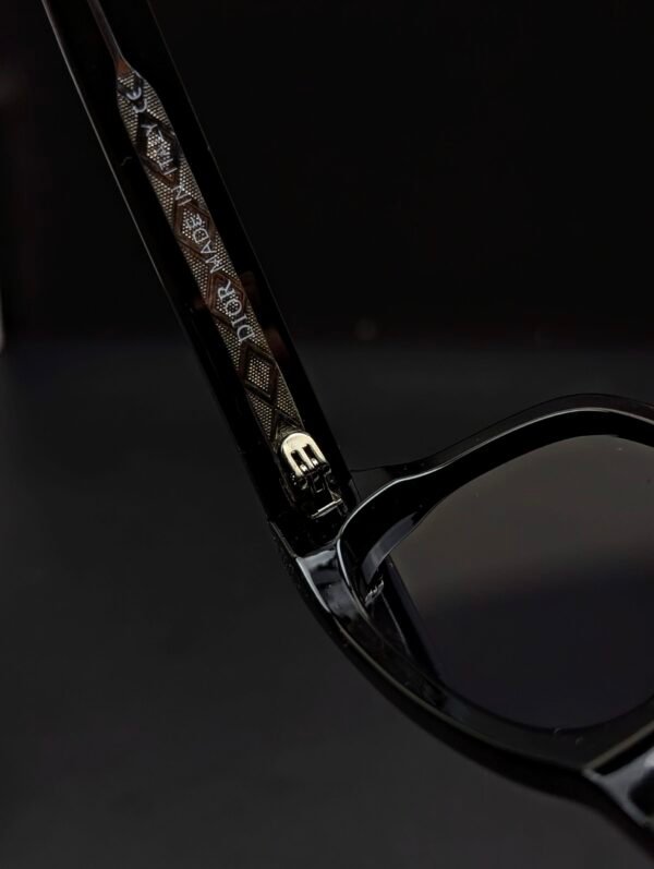 02 Luxury Dior Hot Fashion Sunglasses – Premium Edition