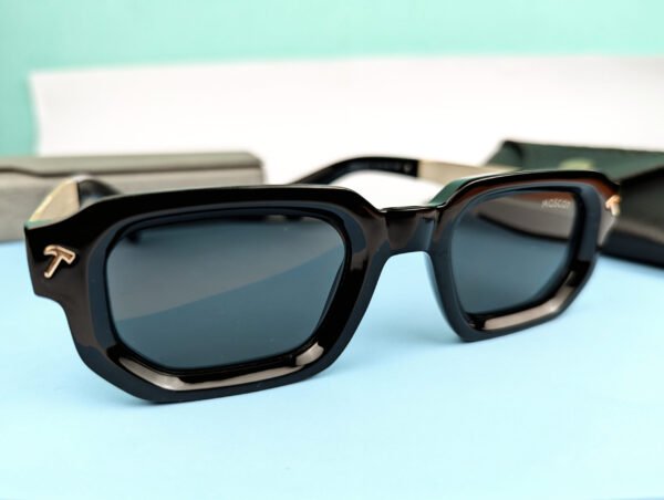 02 Classic Moscot Vintage UV400 Protection Sunglasses – Black & Golden Frame