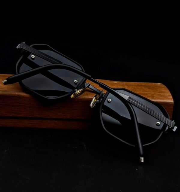 04 Dior Hot Fashion Quality Sunglasses – Luxury Edition