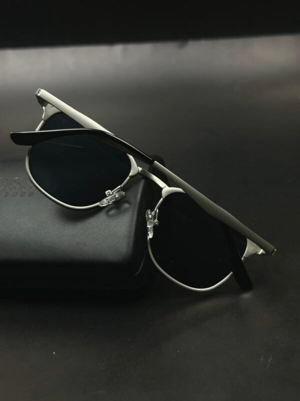 motion_photo_9059991809442262496 MARC JACOBS Premium Unisex Shades - High-End Quality Stylish Sunglasses